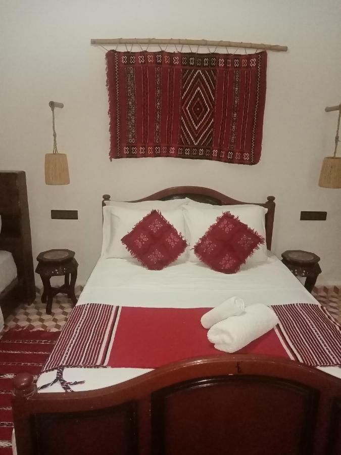 Dar Imzdan Hotel Tangier Bagian luar foto